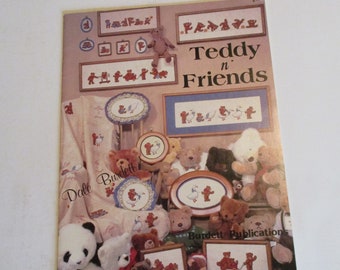 1984 Teddy n' Friends Cross-Stitch Original Cross Stitch Patterns and Instructions E008