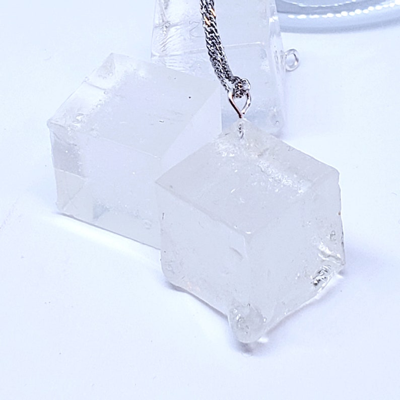 Melting Ice Cube Pendant Necklace / Ice Cube Jewellery / Resin Etsy UK
