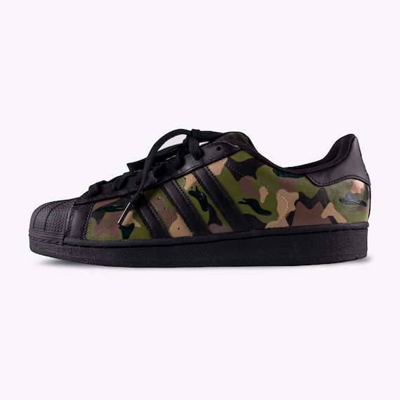 adidas superstar camo