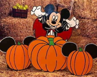 Mickey Halloween yard art/Disney yard art/ Disney yard decor/ Mickey Mouse yard/ Mickey Mouse decor/ wooden yard art/ Halloween yard art