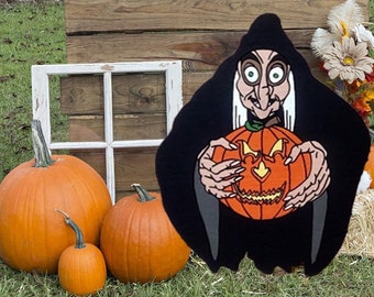 Hand painted Disney Witch Halloween yard art/Disney yard art/ Disney yard decor/ Mickey Mouse yard/ Mickey Mouse decor/ wooden yard art