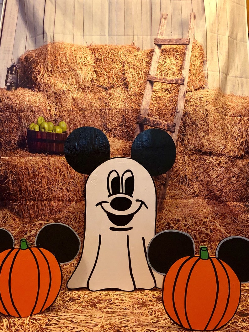 Mickey Mouse pumpkins/Disney yard art/ Disney yard decor/ | Etsy