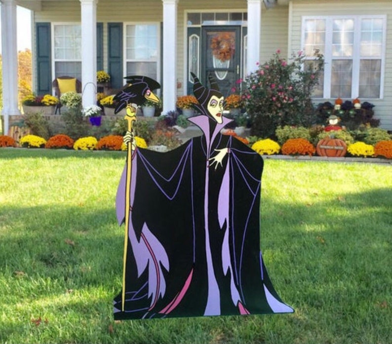 Hand Painted Disney Villain Collection/ Disney Yard Art/disney Etsy
