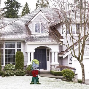 Hand Painted Home Alone Kevin McCallister yard art/ Christmas yard art/ Christmas outdoor/ Kevin Marv Harry/ wooden yard art image 3