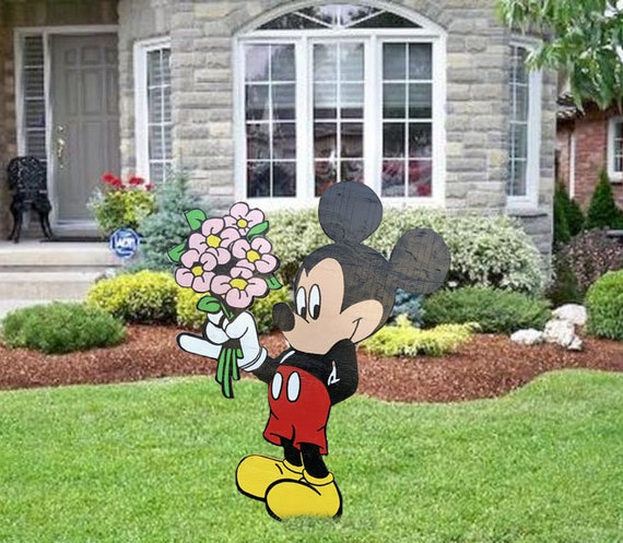 Mickey Mouse Yard Decor: Transform Your Garden into a Disney Wonderland ...