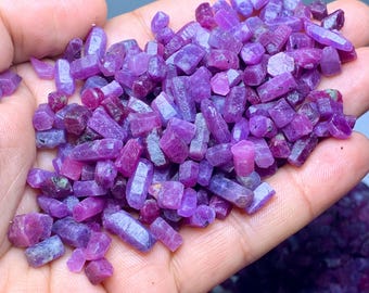 Lotto di cristalli di rubino naturale da 300 grammi provenienti dal Madagascar, cristallo di corindone, regalo di anniversario,