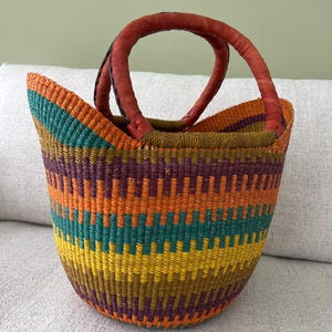 Bolga Korb Einkaufskorb Marktkorb Seegras, Shopper Tasche Einkaufstasche handgefertigt, Fairtrade, Afrika Korb,  grün orange lila, Muttertag