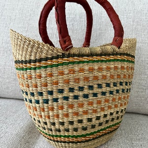 Bolga Korb, Einkaufskorb, Marktkorb, Seegras, Shopper, Tasche, Einkaufstasche, handgefertigt, Fairtrade, beige blau grün bunt, Muttertag