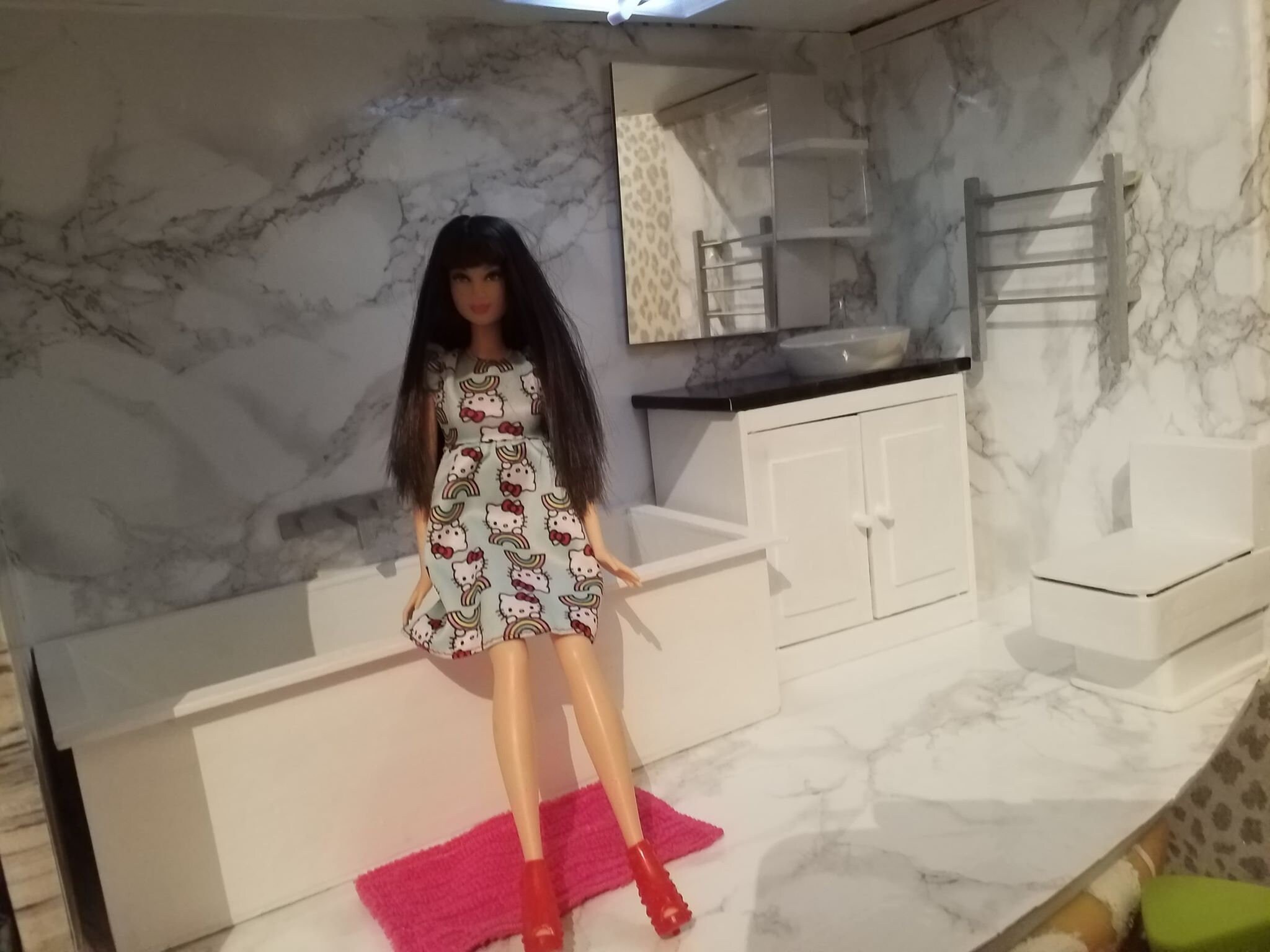 barbie doll size in cm