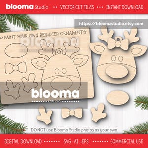 Könnte beinhalten: Bastelset für Rentier-Ornamente aus Holz mit ausgeschnittenen Teilen, darunter ein Rentierkopf, Geweih, Schleife und Oval. Der Text "PAINT YOUR OWN REINDEER ORNAMENT" ist sichtbar. Das Set ist als digitaler Download erhältlich.