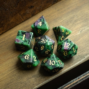 Gemstone Zoisite Polyhedral Polyhedral Dice (With Box) DnD Dice Set