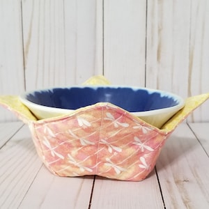 Microwave Bowl Cozy, Reversible bowl cozy, quilted hot pad, soup pot holder