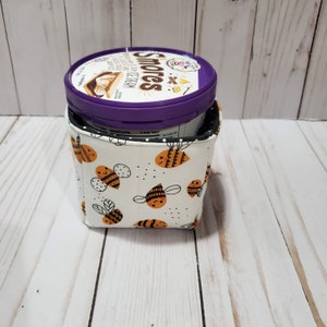 Ice Cream Pint Cozy: Washable Insulated Sleeve