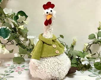 Poule peluche décoration veste verte  vintage ht 31 cm