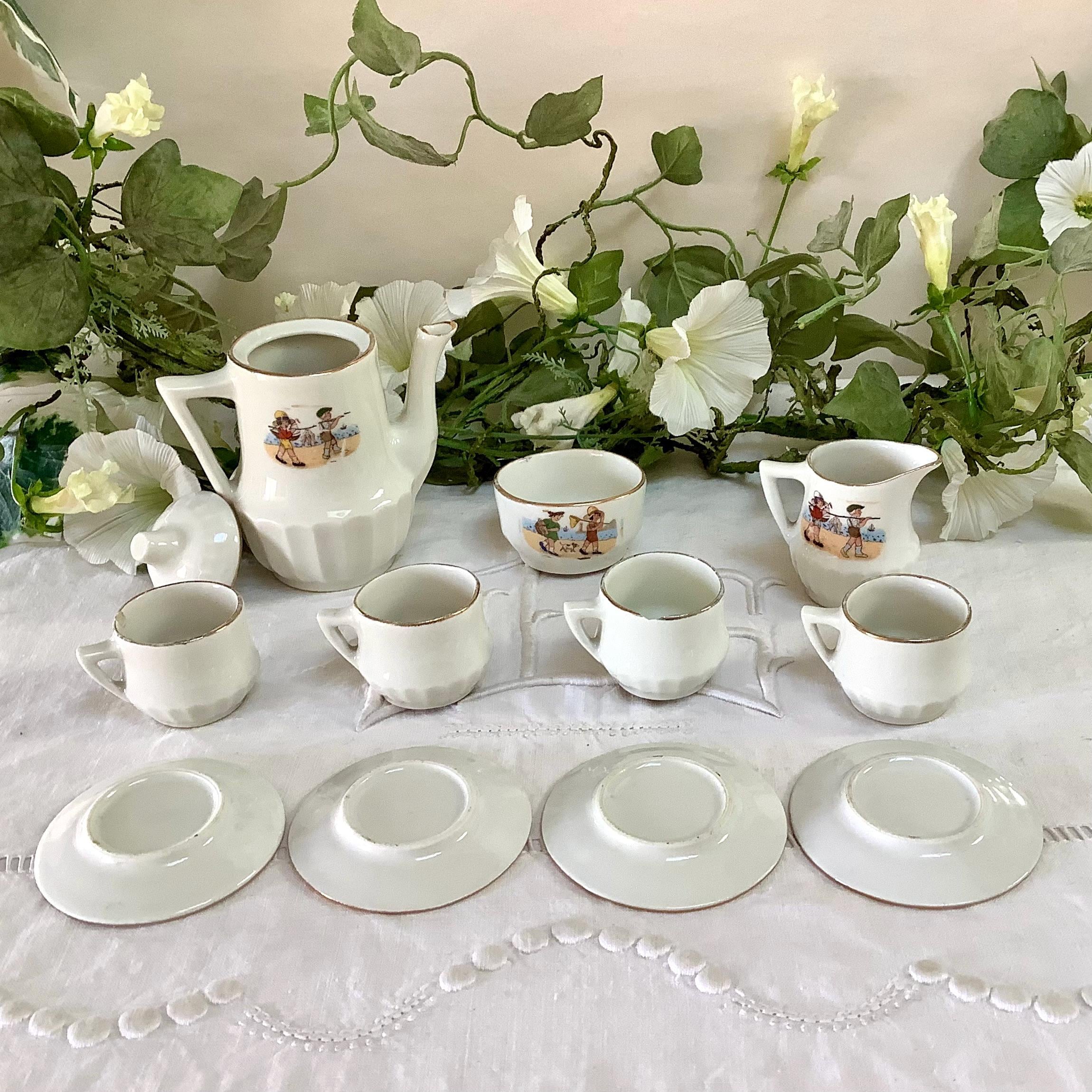 Dinette Porcelaine pas cher - Meilleures ofes sur le neuf et l'occasion