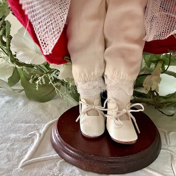 Rare Poupee ancienne en porcelaine de Collection 24cm. Robe