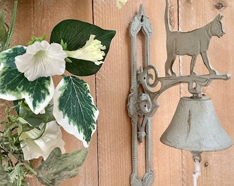 Cloche de porte chat fonte patinée gris vintage