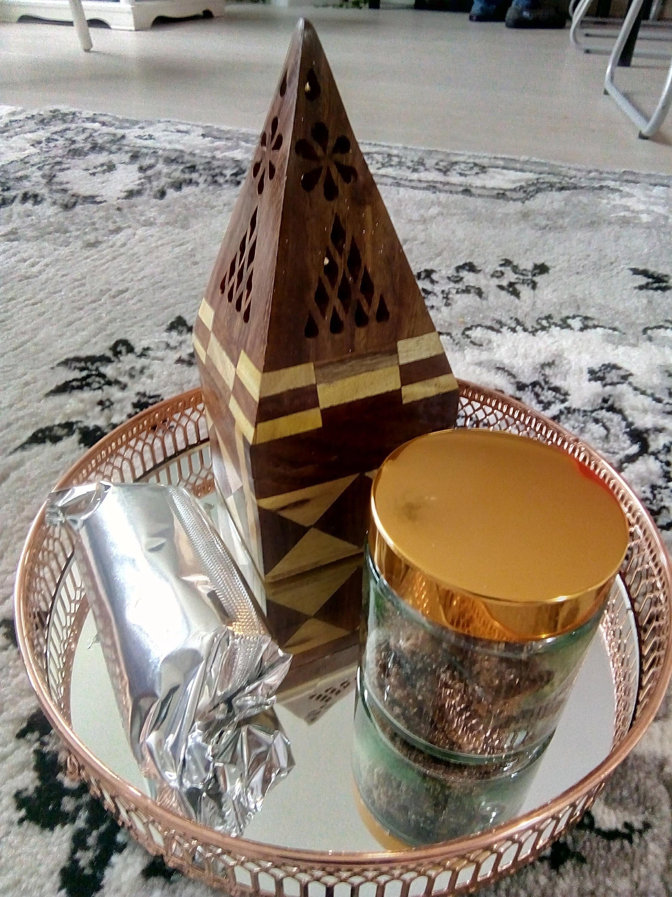 Oud Incense Incense Burner and 5 Charcoal discs Etsy