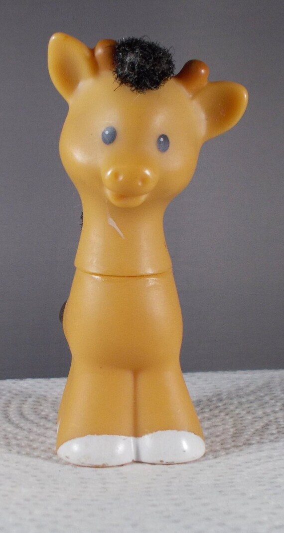 little people giraffe
