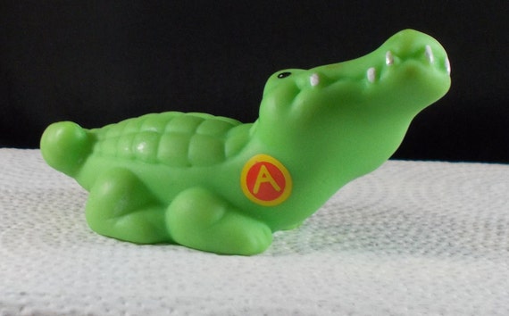 little people alligator