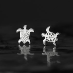 Tiny Turtle Earrings, 14K Gold Earrings, White Gold, Engraved Turtle Studs, Animal Jewelry, Solid Gold Earrings, Dainty Gift For Daughter
