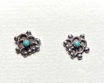 Vintage seventies Navajo jewelry vintage Sterling Silver Green Turquoise Drop Earrings, Native Inspired Gift