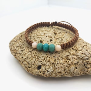 Braided bracelet made of cord and beads in boho style, Bracelet made of waxed cord and glass beads with ethnic style.