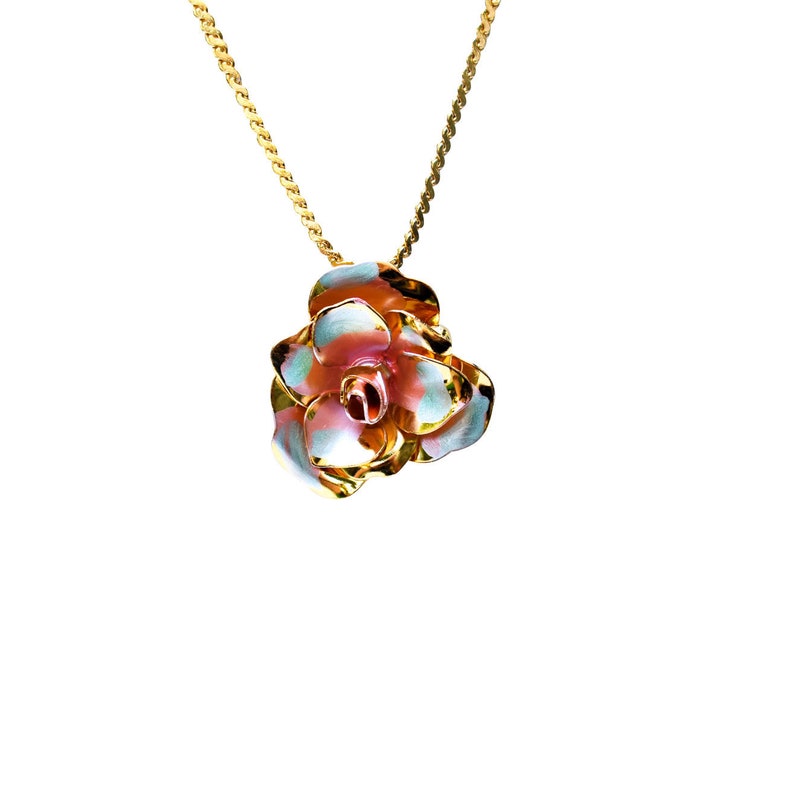 90’s Gold Weave Pattern Necklace main image 1