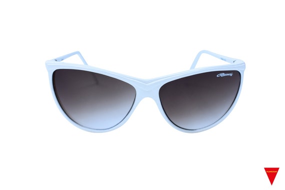 70's White Cat Eye Sunglasses, Ravonni Optical Qu… - image 2