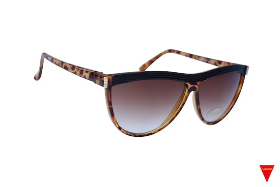 Vintage 80s Tortoise Cat Eye Sunglasses: Brown & … - image 3