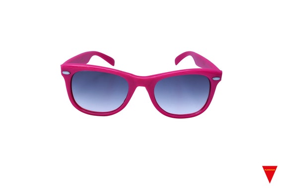 Pink Wayfarer Sunglasses Pink Wayfarer Sunglasses