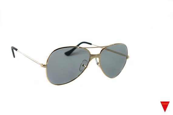 70s Gold Frame Aviator Sunglasses with Light Glas… - image 2