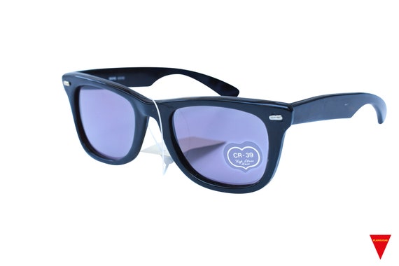 Ray-Ban: Original Wayfarer VS New Wayfarer -