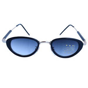 Small Vintage Cat Eye Sunglasses, 90&#39;s Black Frame with Retro Gradient Lenses