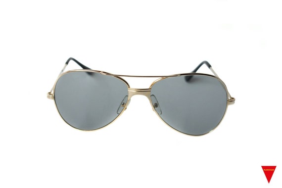 70s Gold Frame Aviator Sunglasses with Light Glas… - image 1