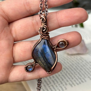 Triple Stoned Blue Labradorite Crystal Pendant in Antiqued Copper