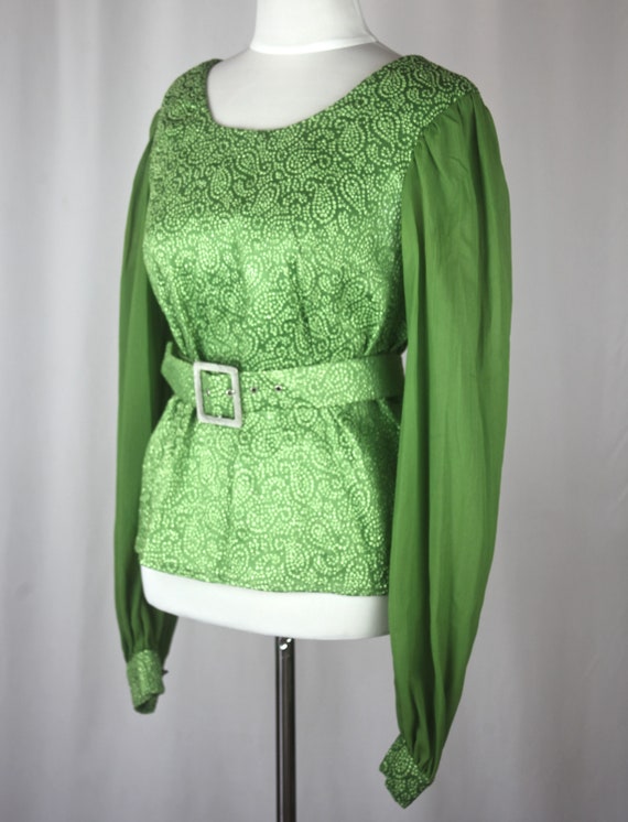 Vintage sparkly top, dressy 70s medium lime green… - image 2