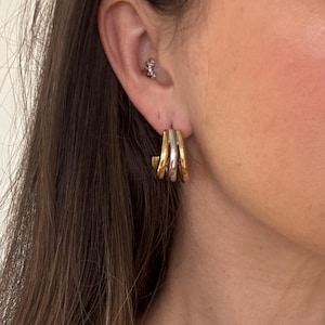 Vintage Signed Grosse Gold Hoop Earrings – Classic Designer Elegance