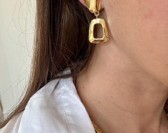 Vintage Givenchy Gold-Tone Designer Earrings – Iconic Luxury Statement