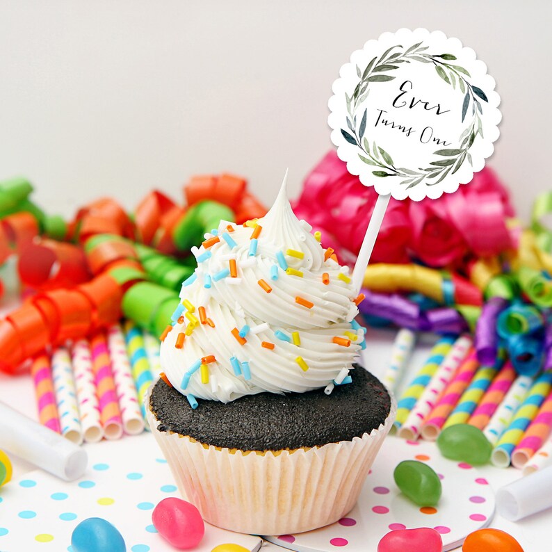 Printable Party Template Modern Leaf DIY Circle Tag Party Sticker Cupcake Toppers Watercolor Leaves Wreath Instant Download Editable
