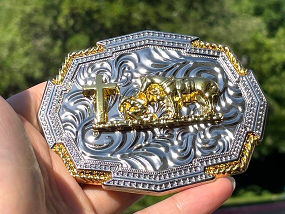 Western Rodeo Belt Buckle