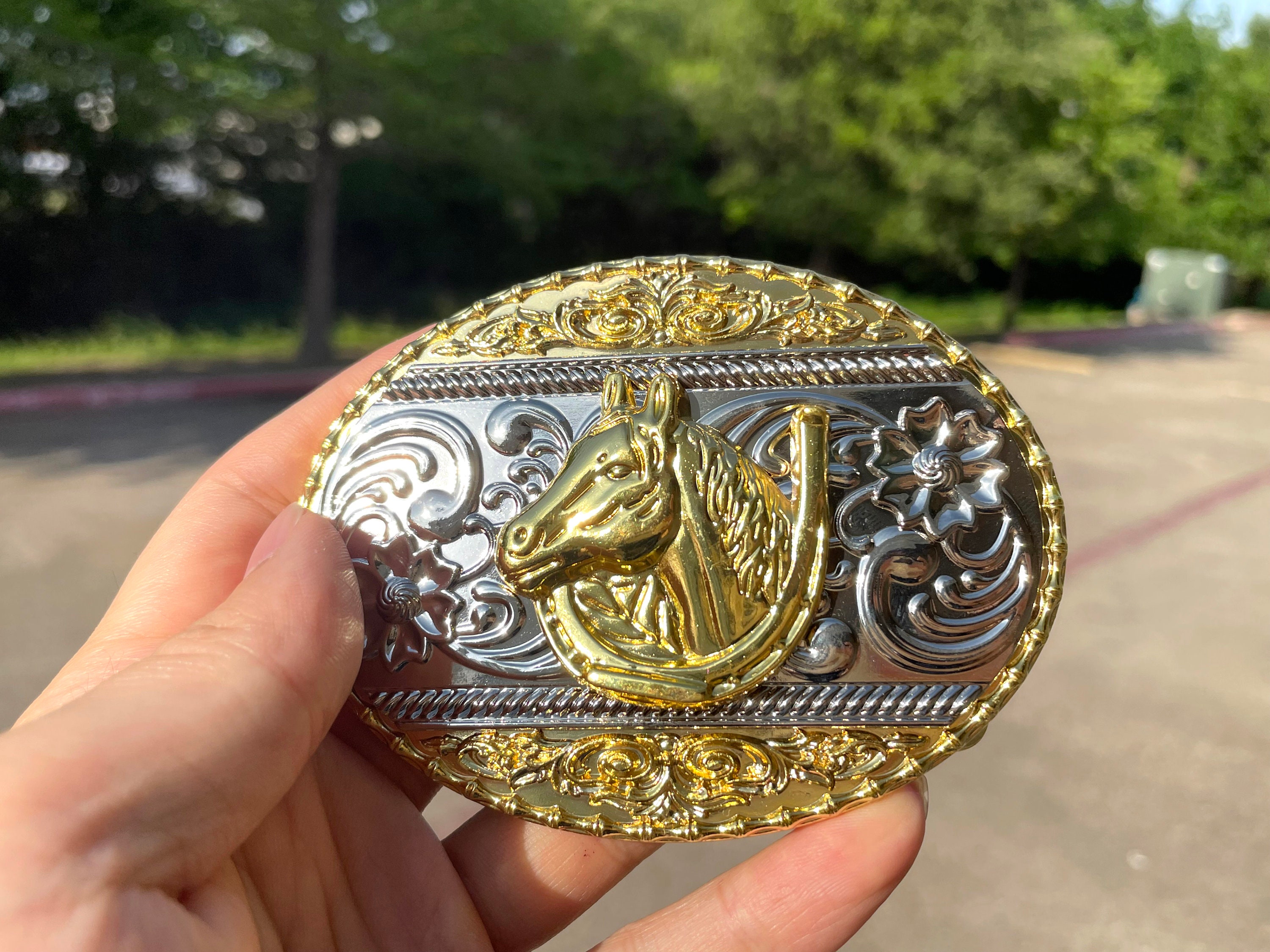 Western Gold & Silver Horse Buckle: Rodeo Cowboy Belt Buckle  display picture 3