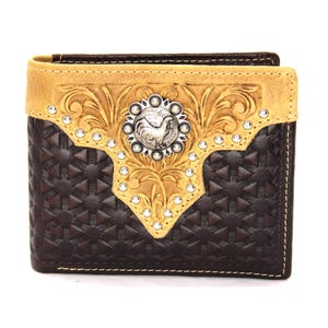 Cartera corta de cuero genuino West Star Texas con tachuelas en color café, caja de regalo, billetera de cuero plegable estilo occidental con tejido en relieve y gallo concho