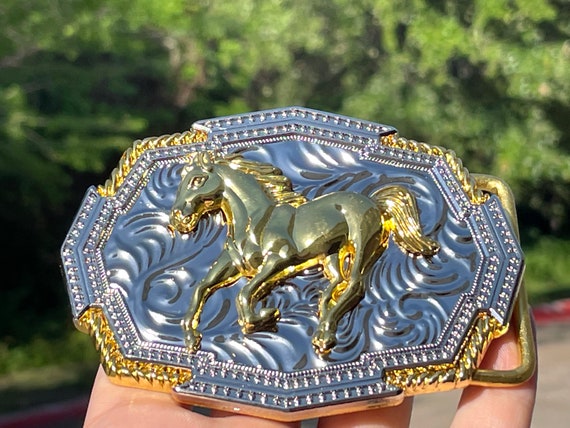 Running Horse Belt Buckle: Western Gold Silver Rodeo Cowboy  display picture 1