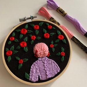 Flower girl Handmade Embroidery hoop art embroidered red roses embroidery hoop girl hair image 1