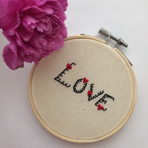 Embroidery hoop art - Valentine&#39;s Day gift - wall hanging - hand embroidery