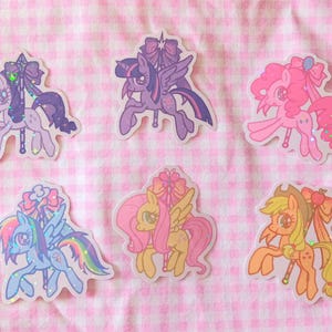 My Little Pony Twilight Sparkle Rarity Pinkie Pie Rainbow Dash Fluttershy Applejack 2.5 Inch Rainbow Star Holographic Vinyl Stickers