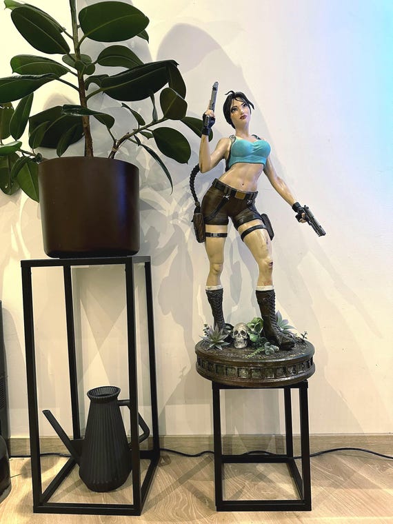 Figurines Tomb Raider Mini Epics Lara Croft Weta Workshop - Steelbook Jeux Vidéo