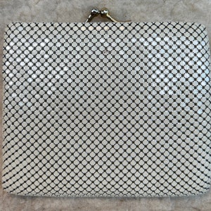 Vintage Cream Metal Mesh Wallet