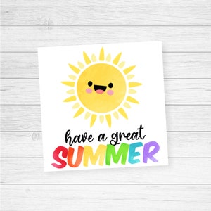 Tenga una excelente etiqueta de galleta de verano, cuadrada de 2 pulgadas, obsequio de fiesta, regalo para estudiantes, etiqueta de regalo de arcoíris con un lindo sol